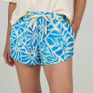 Blue Floral Women's Shorts